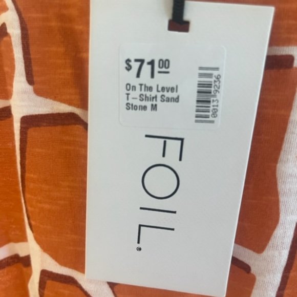 Foil On the Level Tee - Picture 4 of 4